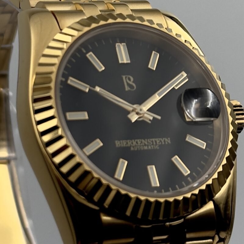 Gold-tone Jubilee bracelet with micro-adjustment clasp on the Bierkensteyn Date 36 watch