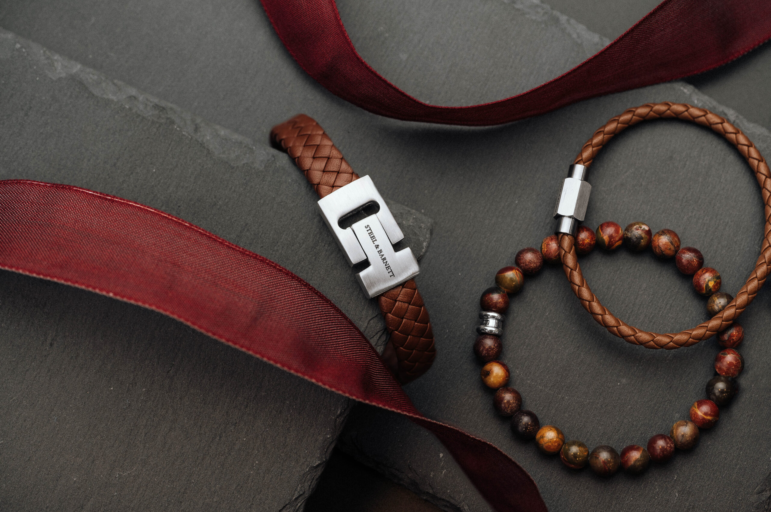 Steel & Barnett heren armbanden voor Valentijnsdag van leder en staal Voor<br></noscript>Hem