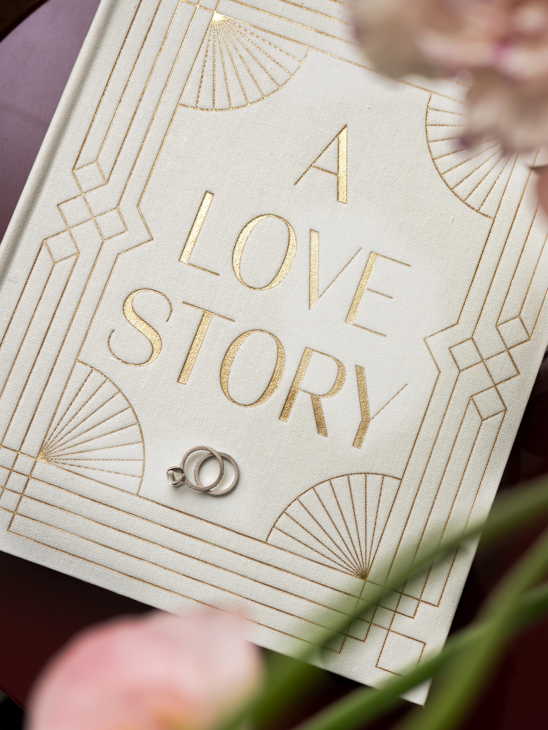 Pagina’s van het Love Story fotoalbum – stijlvol koffietafelboek van Printworks