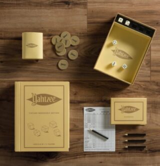 Yahtzee Bookshelf Game – Vintage Design, Coffee-Table Ready