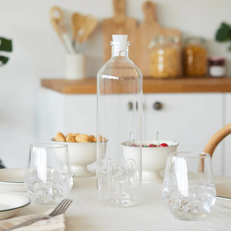 H2O bottle Balvi on table
