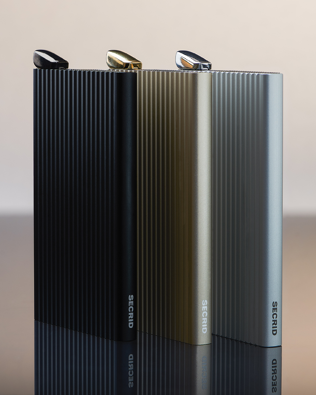 Secrid Cardprotector+ Fluted Black/Charcoal premium card holder.