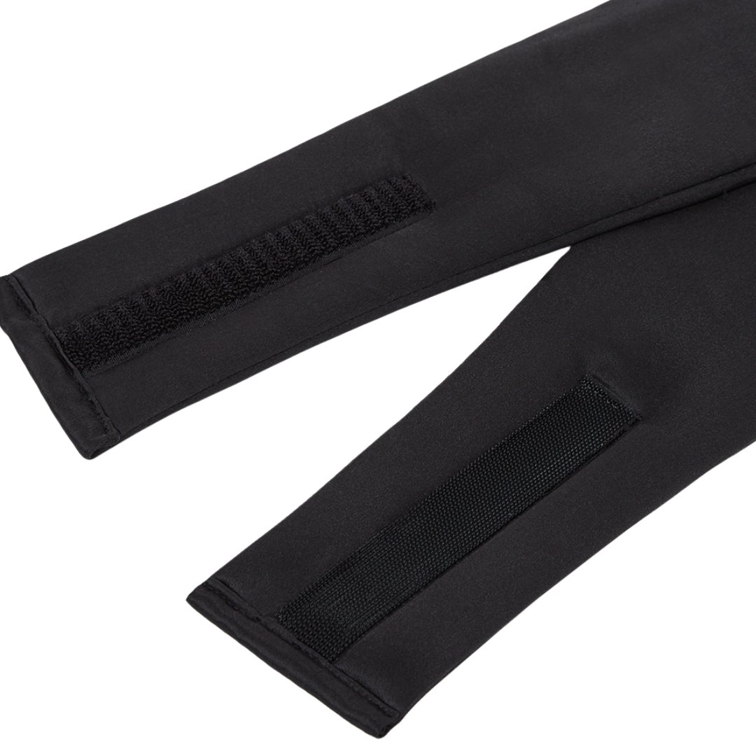 Classic black silk sleep mask by Dore & Rose, made from 100% mulberry silk closing