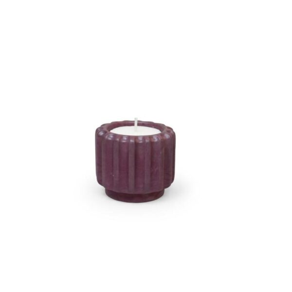 Dentelles wide t-light holder in wine colour with ribbed cement design, styled as an elegant interior candle accessory.