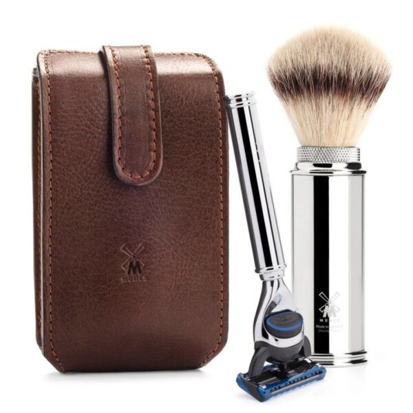 Luxe reisscheerset van MÜHLE met Fusion scheermes en Silvertip Fibre scheerkwast in bruine leren case