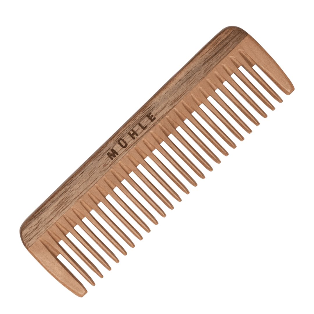 Luxury beard care gift set by MÜHLE comb