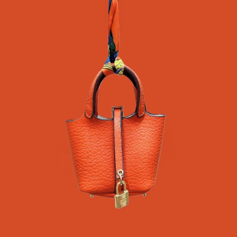 oranje Pikotin inspired bag charm