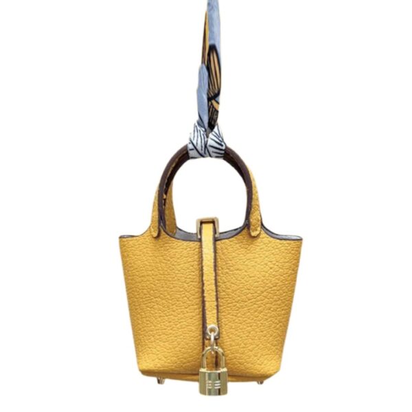 Pikotin inspired bag charms Geel